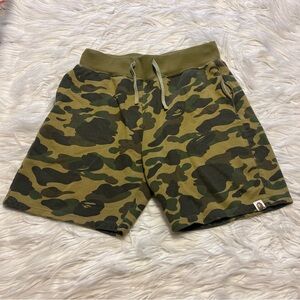 Bape cotton Camo Green Athletic Shorts read description